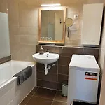 Fonyodi Feszek Apartament *